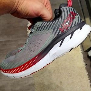 Hoka One One Clifton 5 men's sz10